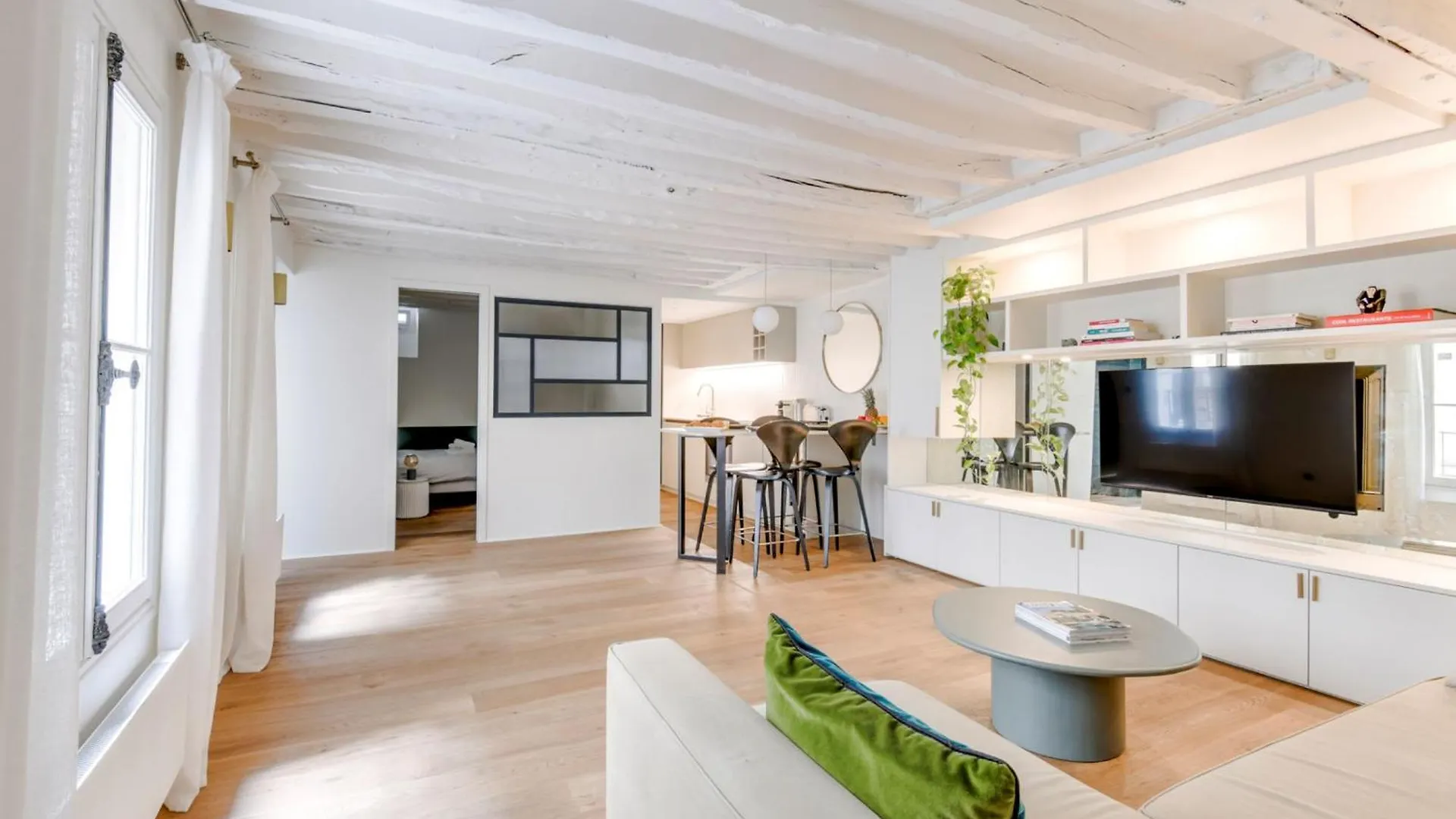 La Seine & Saint Germain - 2Br - Cityapartmentstay Paris