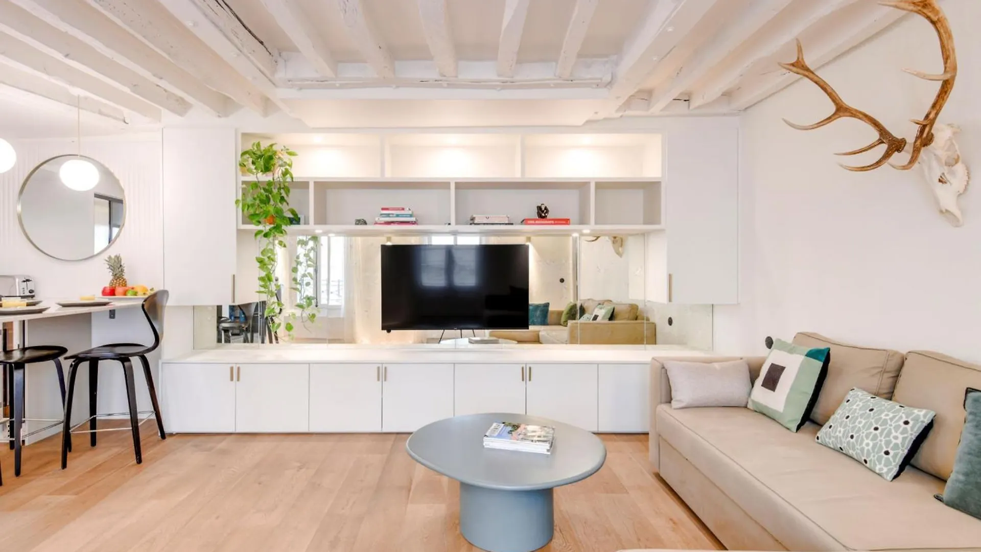 La Seine & Saint Germain - 2Br - Cityapartmentstay Paris 0*,