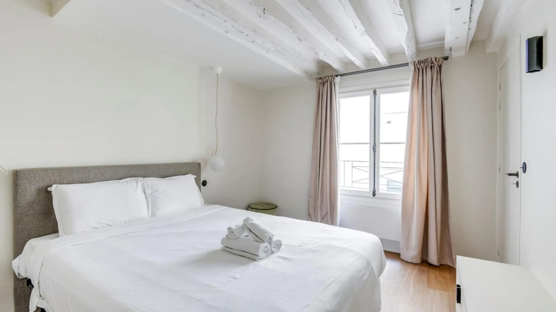 La Seine & Saint Germain - 2Br - Cityapartmentstay Paris Apartment